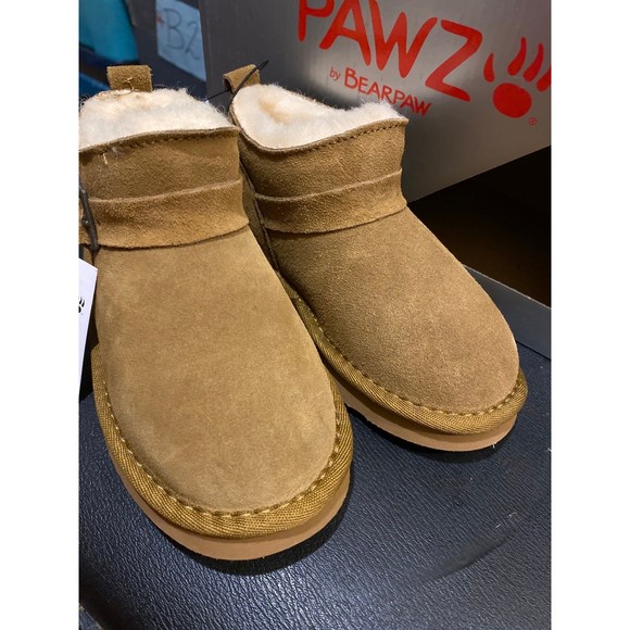 New Girls Pawz by BearPaw Pretty Short Hickory Brown Boots Size 10 New - Picture 2 of 12